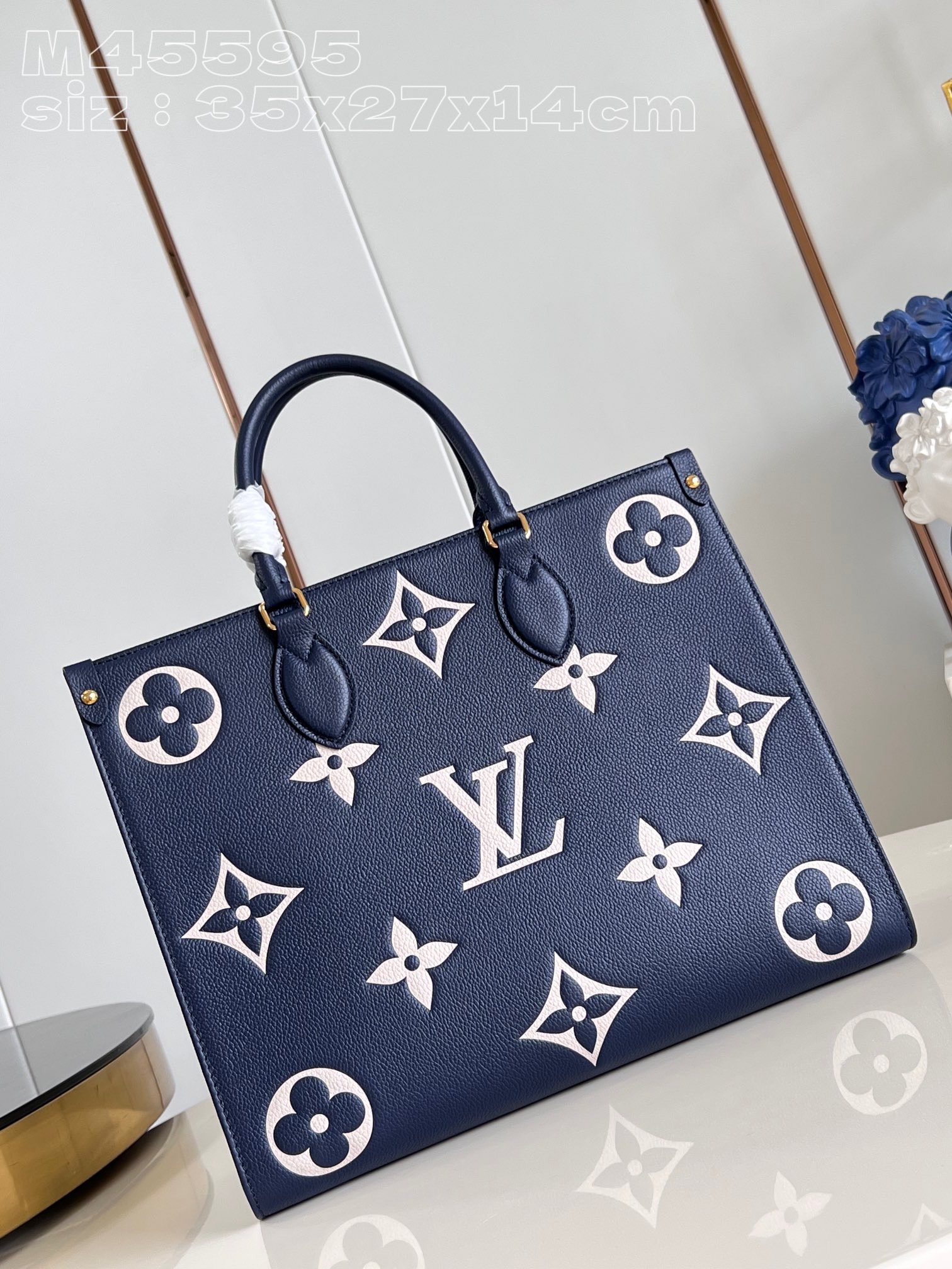 Louis Vuitton Shopping Bags